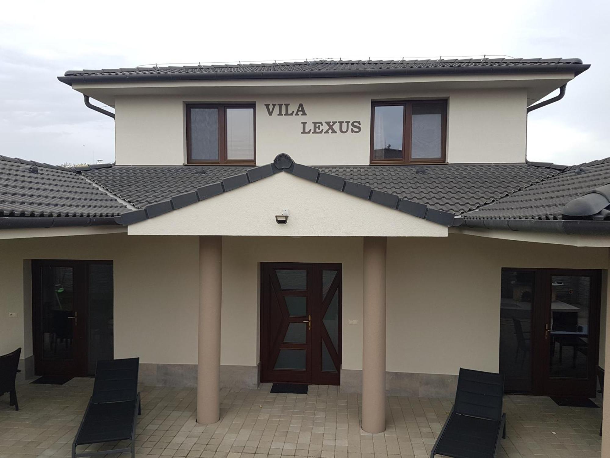 Vila Lexus เวลคีเมเดียร์ ภายนอก รูปภาพ